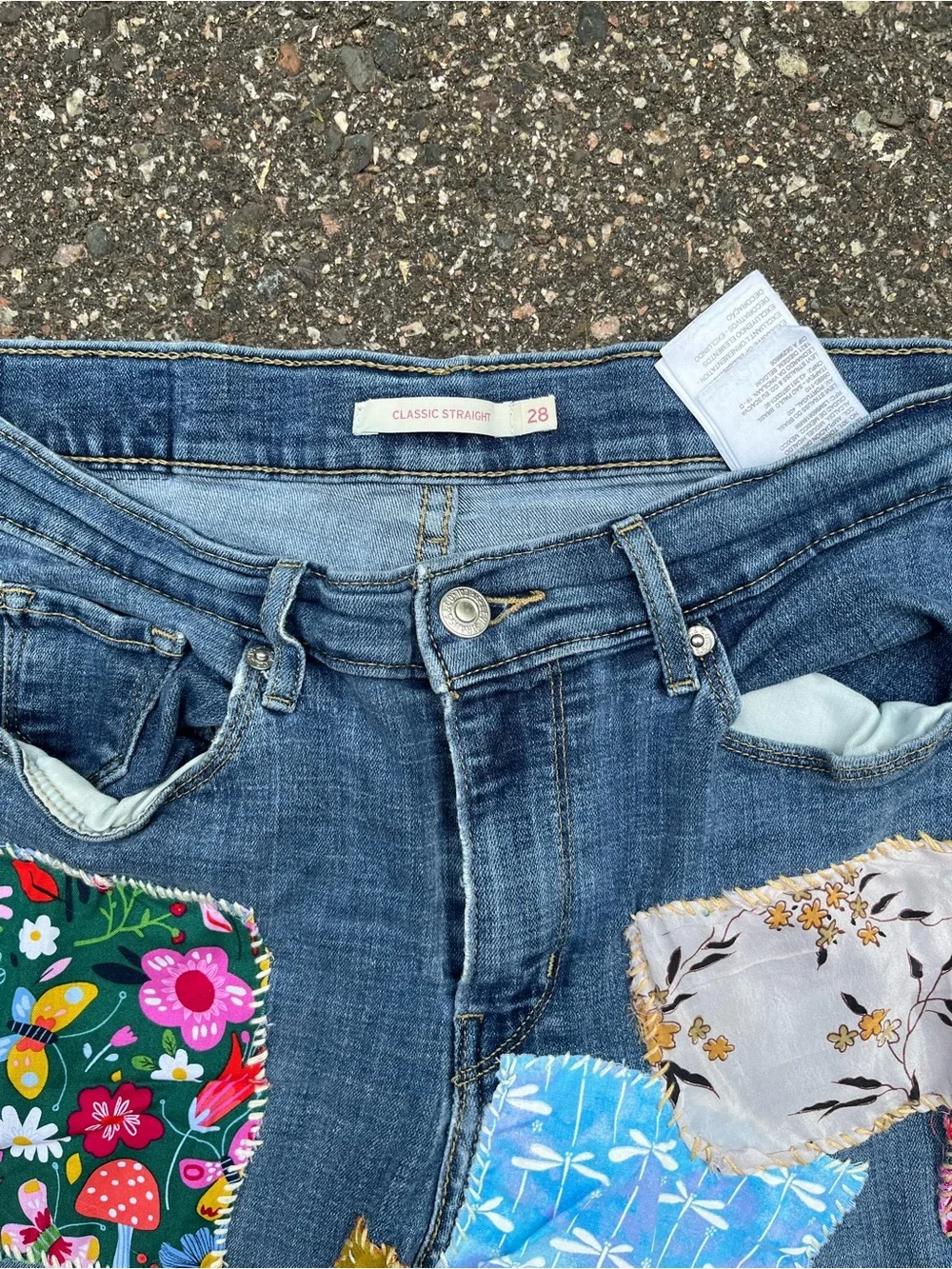 Levi's Blue Straight-Leg Jeans with Multi-Color Floral Patchwork - Picture 2 of 3